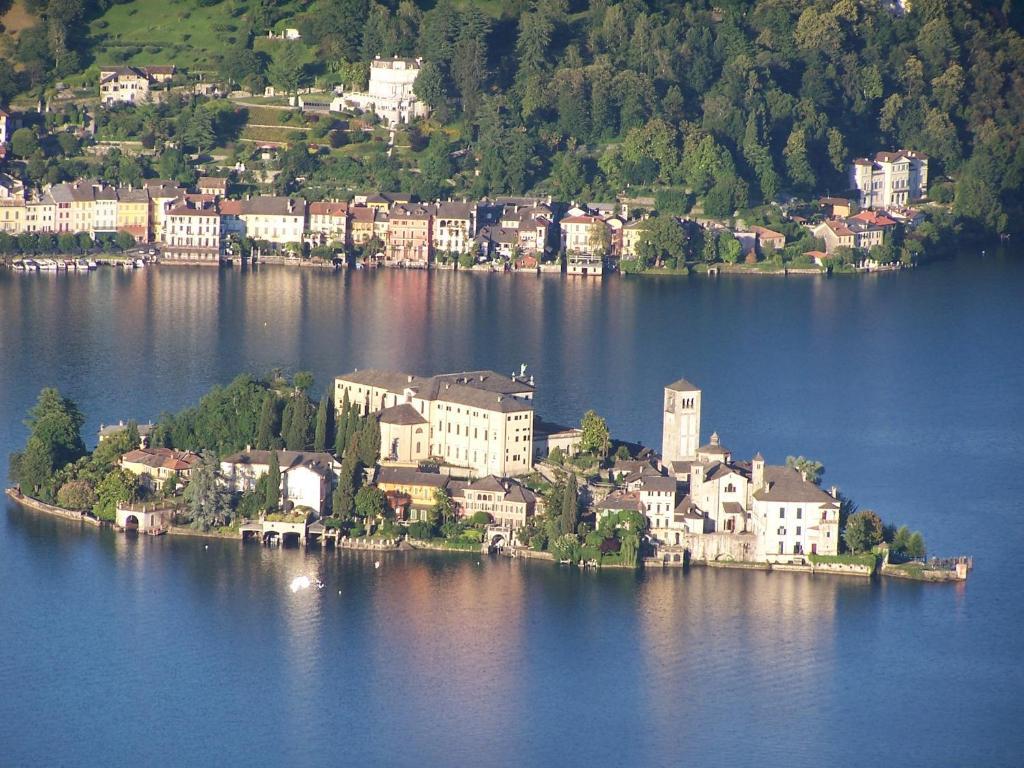 Hotel Panoramico Lago D'Orta (Adults Only) Madonna Del Sasso Εξωτερικό φωτογραφία