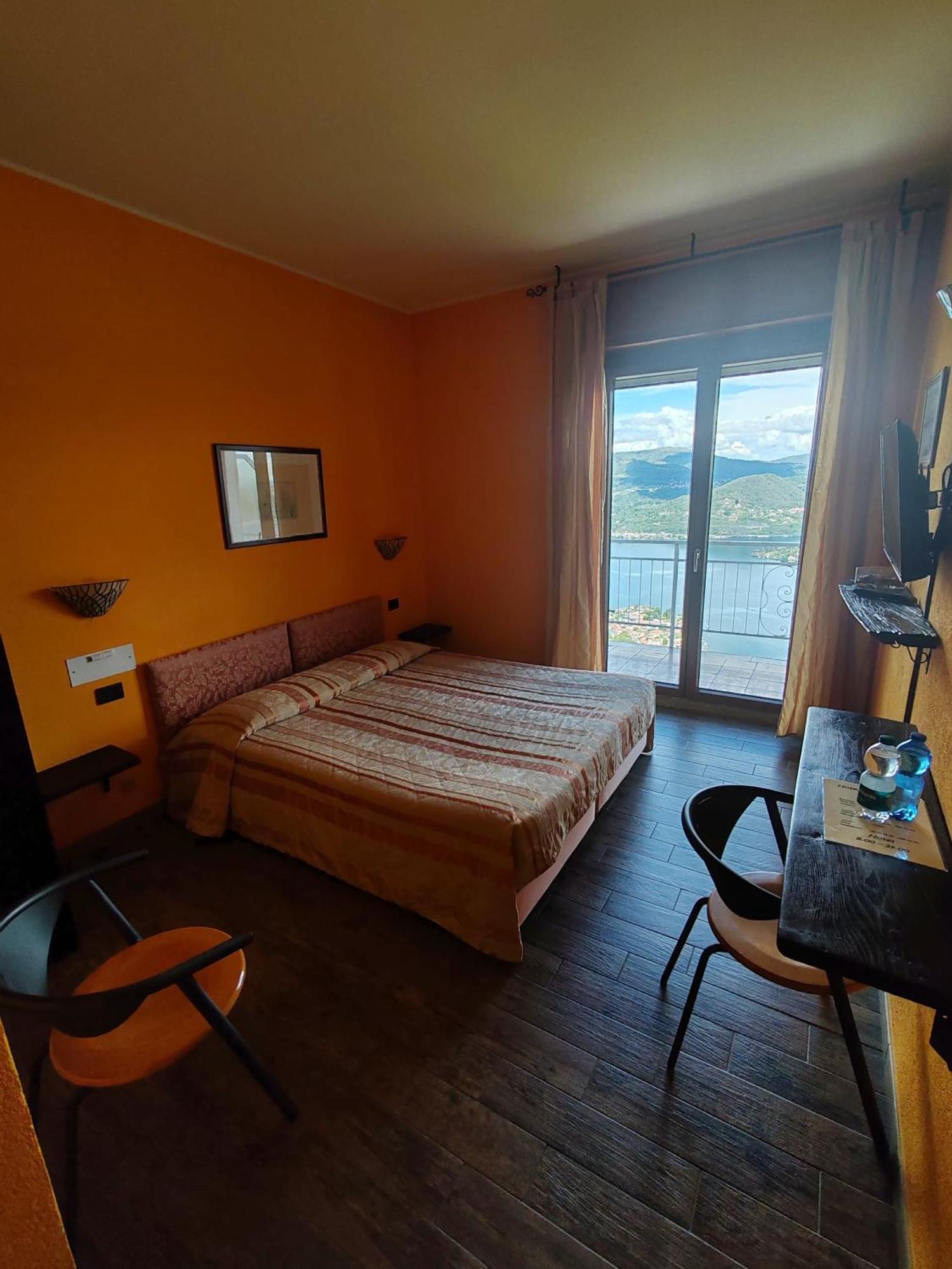 Hotel Panoramico Lago D'Orta (Adults Only) Madonna Del Sasso Εξωτερικό φωτογραφία