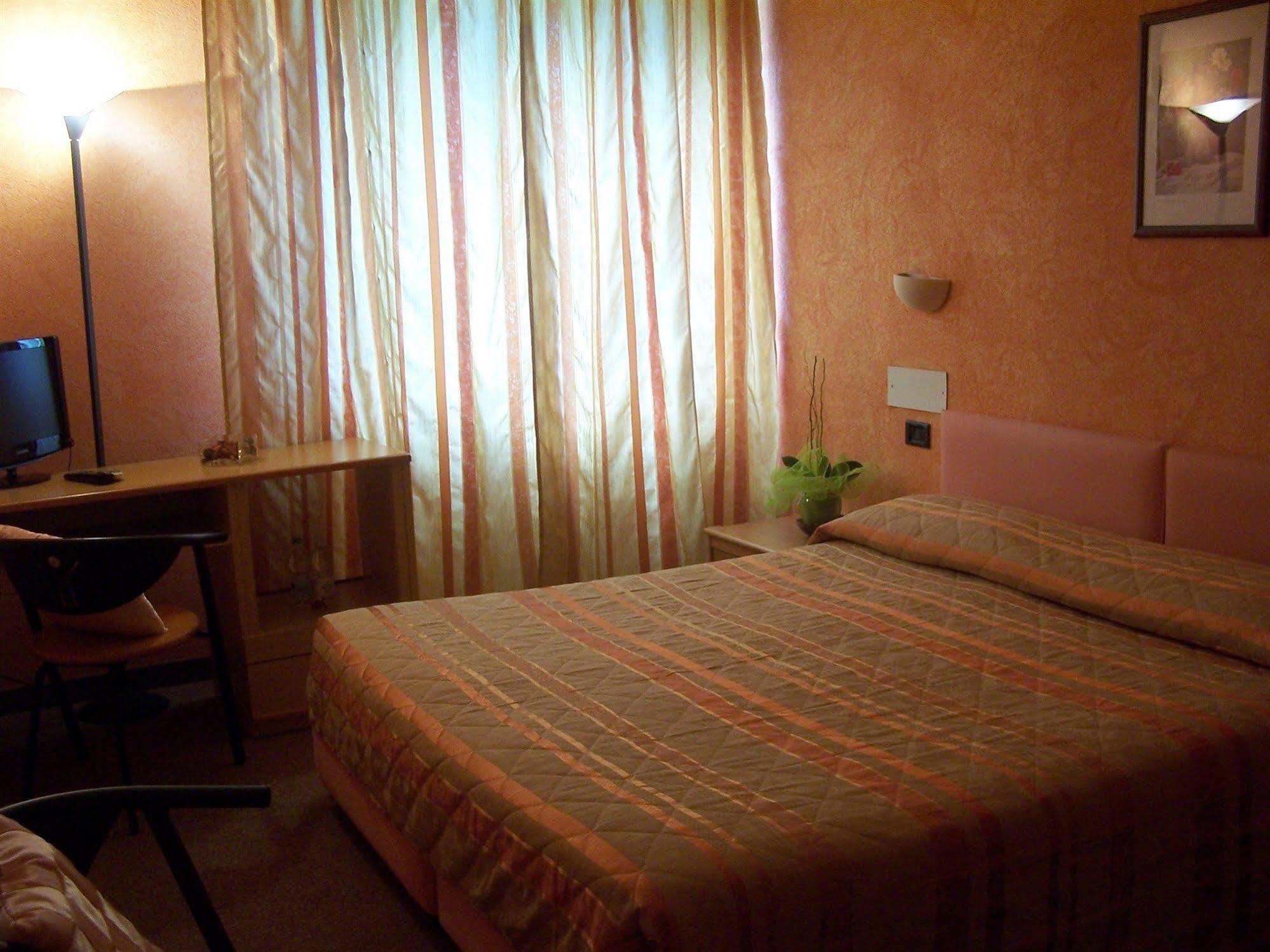 Hotel Panoramico Lago D'Orta (Adults Only) Madonna Del Sasso Εξωτερικό φωτογραφία